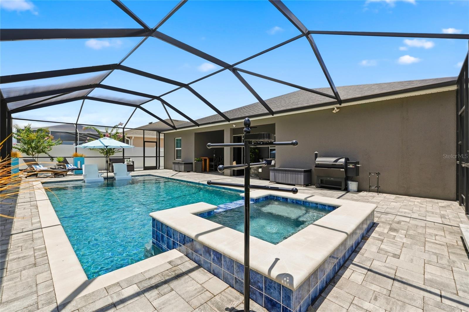 CHESTNUT CREEK - Residential