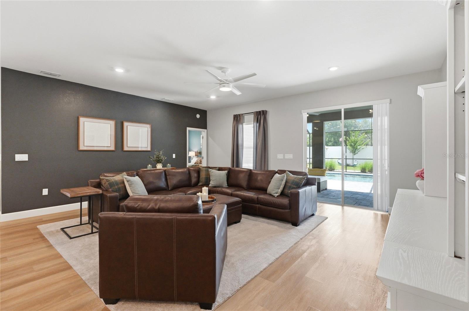 CHESTNUT CREEK - Residential