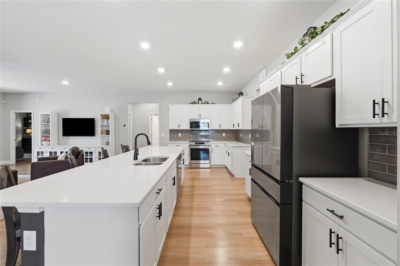 CHESTNUT CREEK - Residential