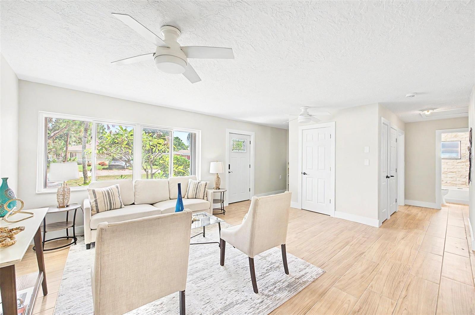 SUN PLAZA ISLES - Residential