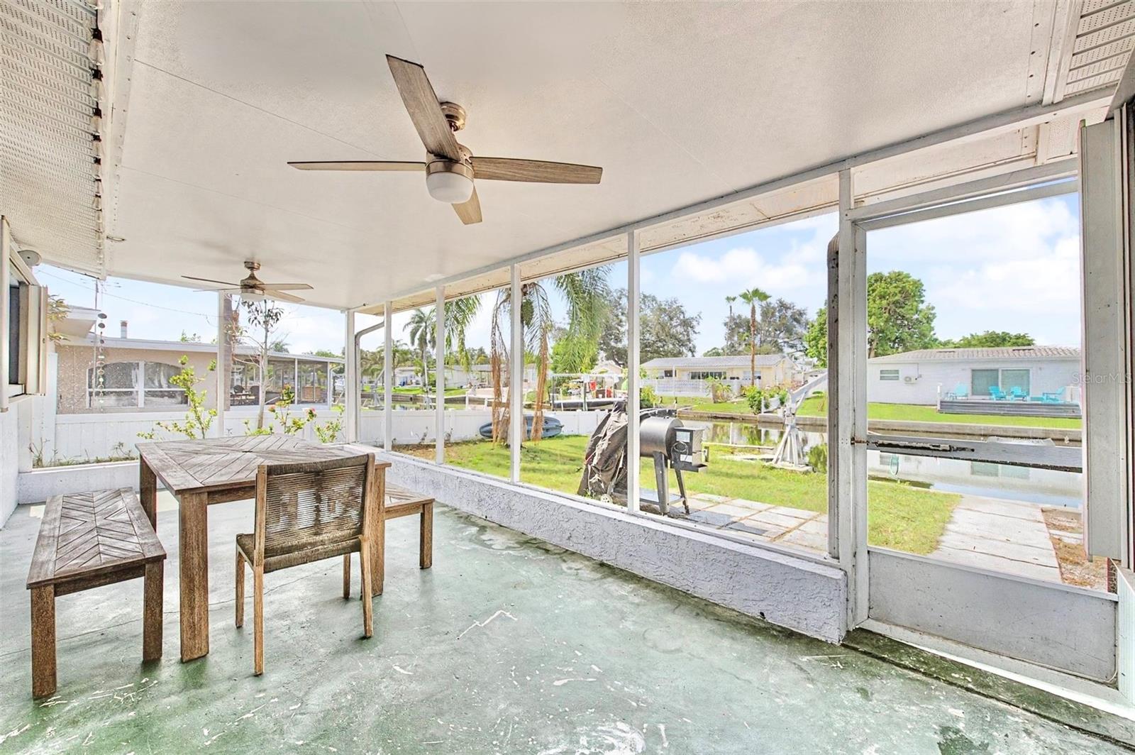 SUN PLAZA ISLES - Residential