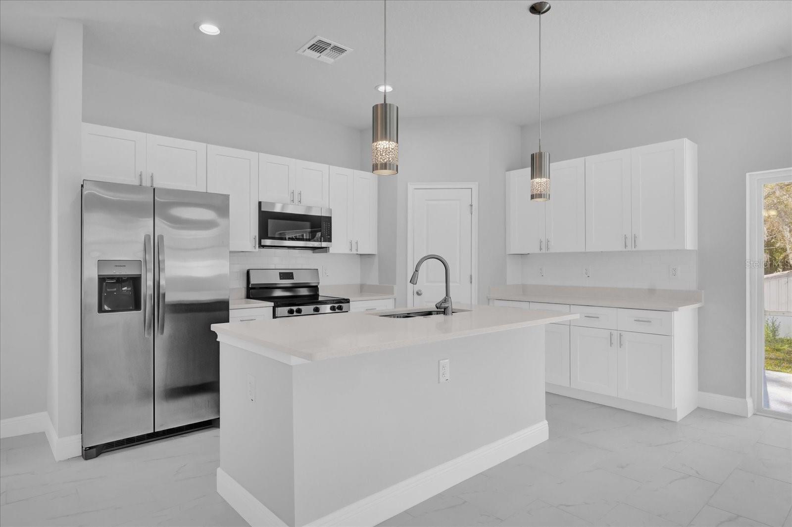 GREENVILLE COMMONS - Residential