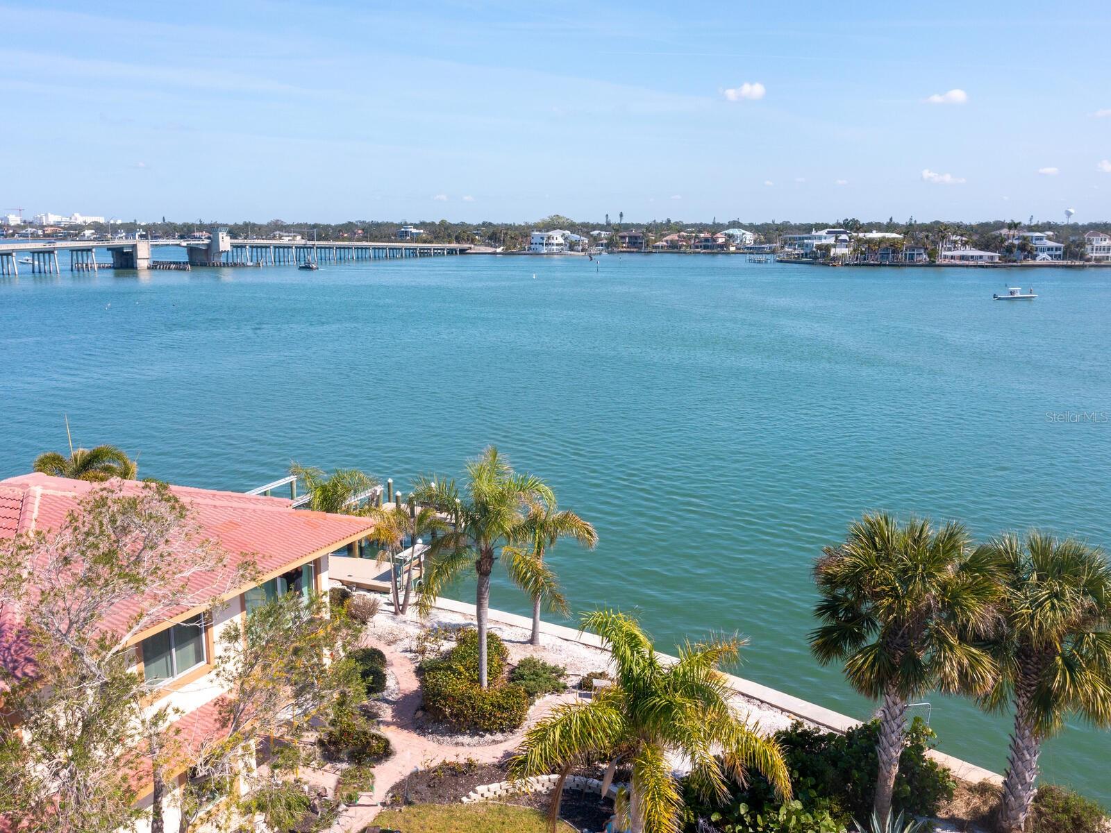 BAY ISLAND SHORES - Land
