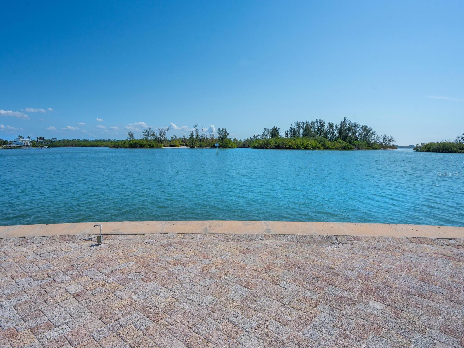 BAY ISLAND SHORES - Land