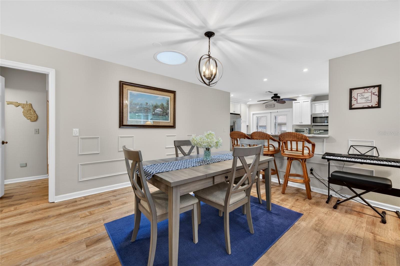 OAK VILLAGE - Residential