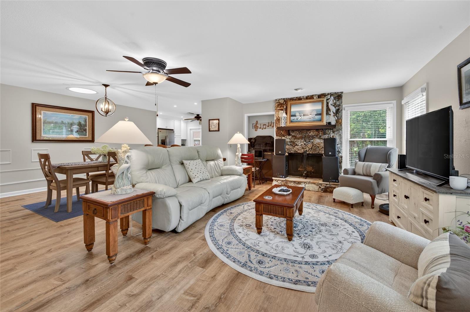 OAK VILLAGE - Residential