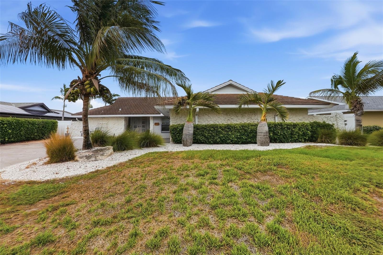 BROADWATER UNIT 2 BLK Q - Residential