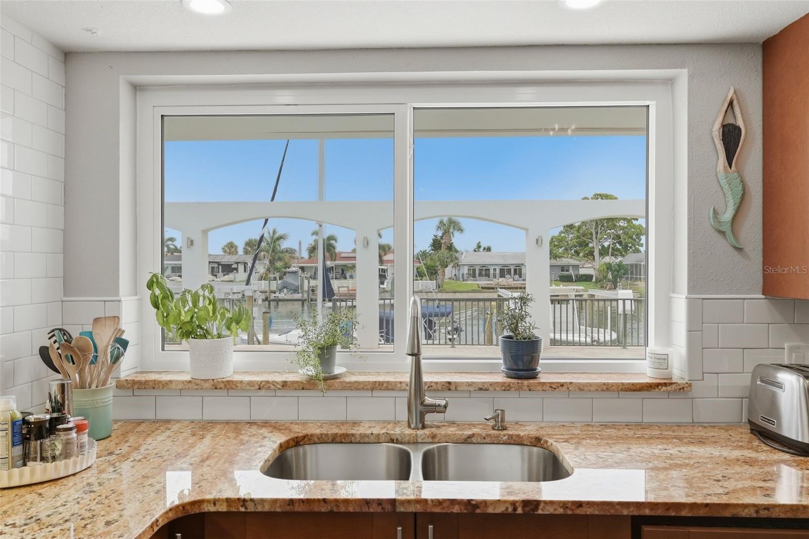 BROADWATER UNIT 2 BLK Q - Residential
