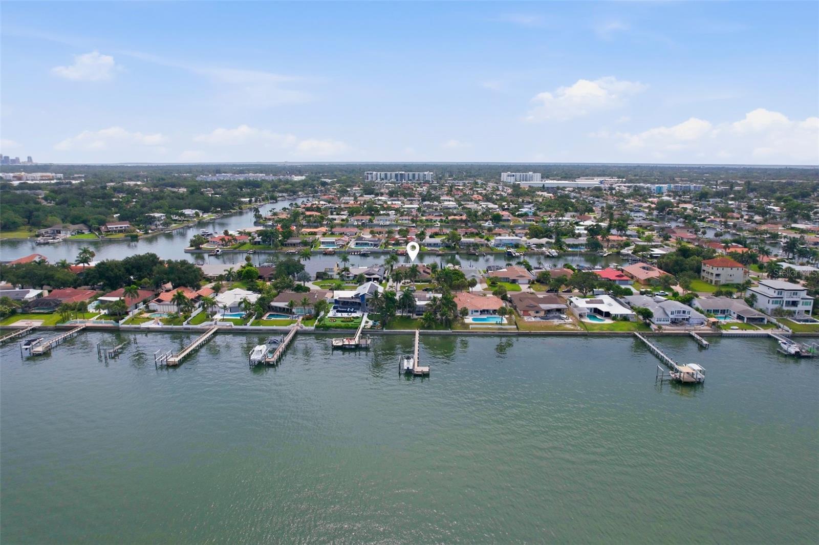 BROADWATER UNIT 2 BLK Q - Residential
