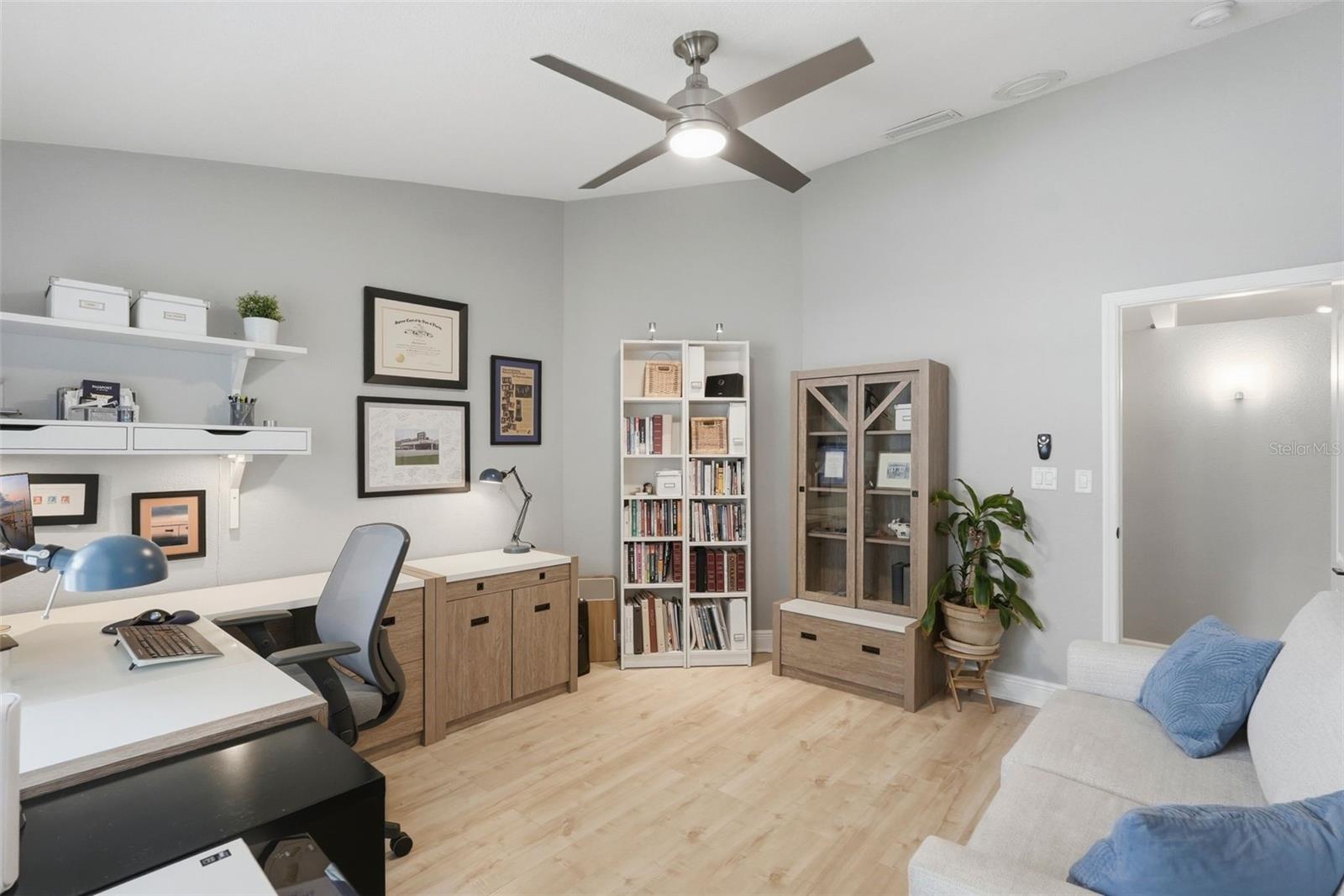 BROADWATER UNIT 2 BLK Q - Residential