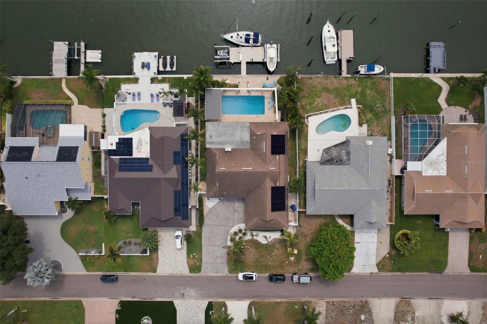BROADWATER UNIT 2 BLK Q - Residential