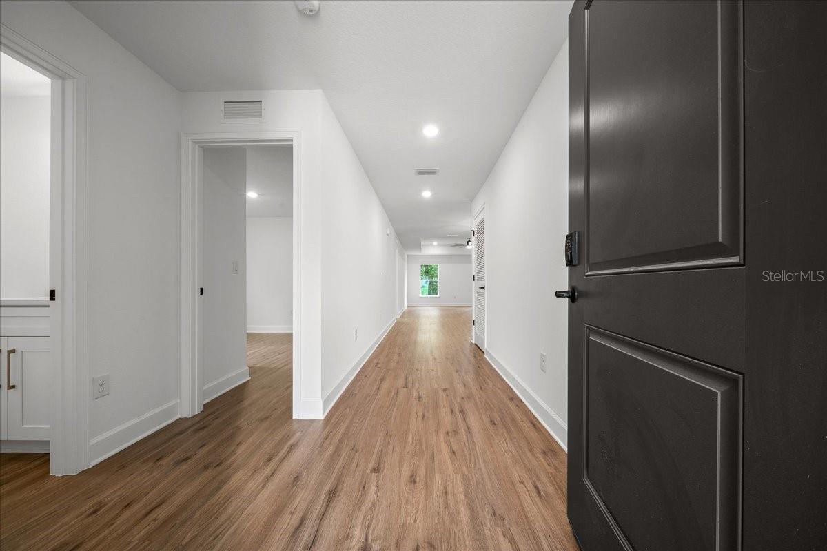 ROYAL HIGHLANDS - Residential