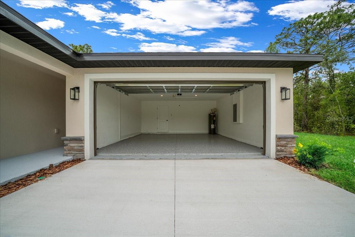 ROYAL HIGHLANDS - Residential