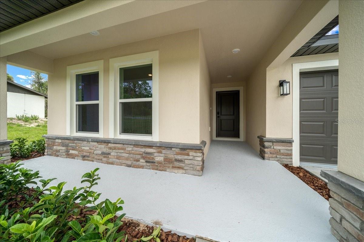 ROYAL HIGHLANDS - Residential
