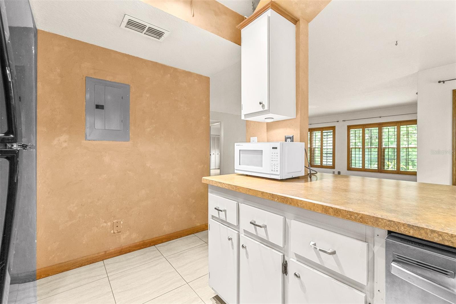 HARBOUR TOWNE CONDO - Residential