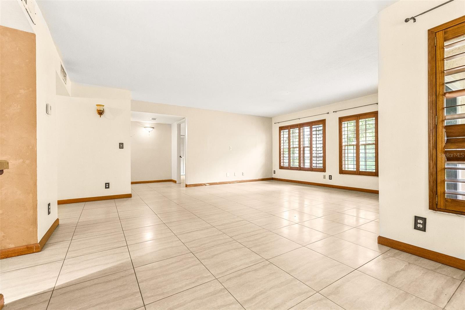 HARBOUR TOWNE CONDO - Residential
