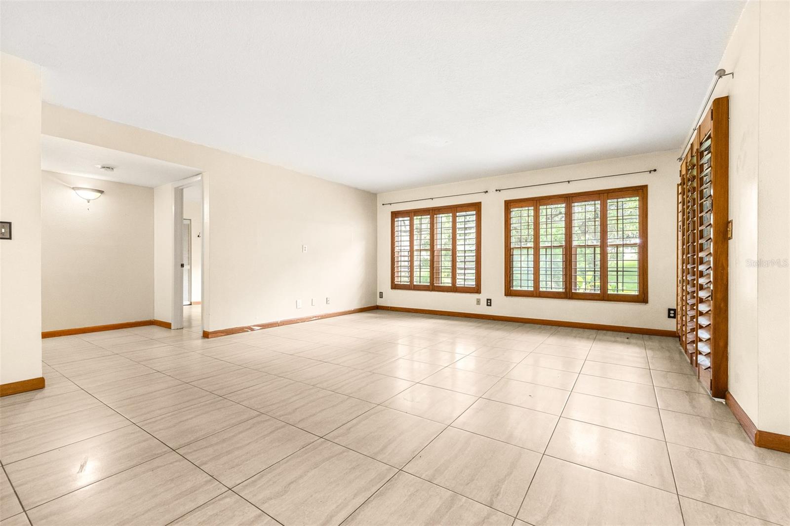 HARBOUR TOWNE CONDO - Residential