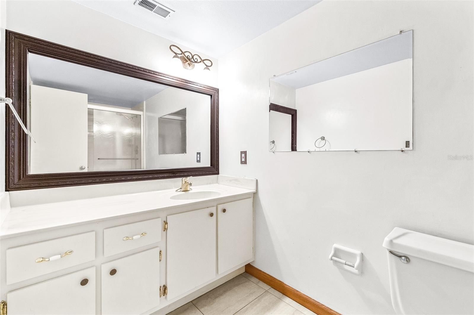 HARBOUR TOWNE CONDO - Residential