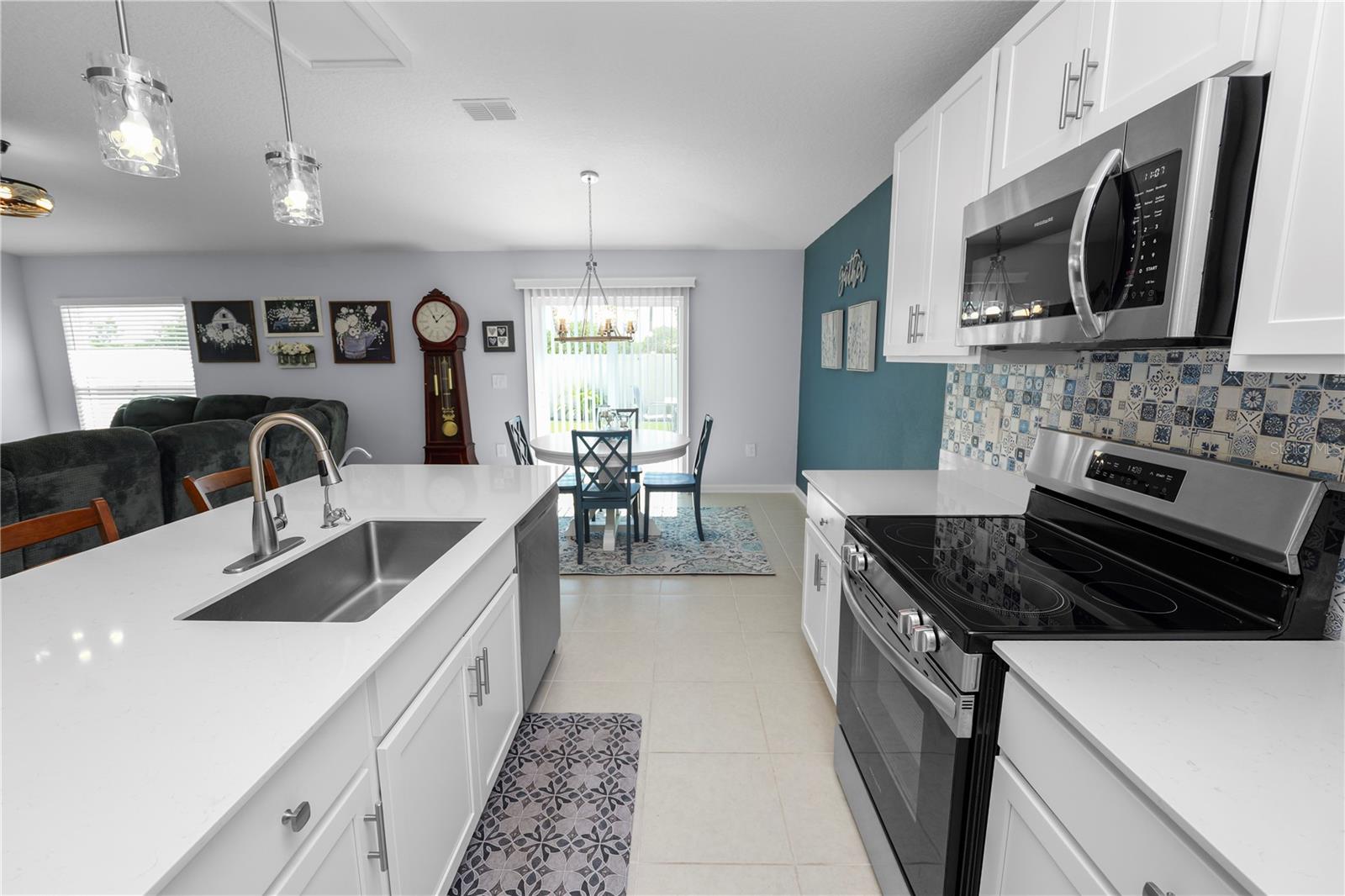 HUNT CLUB/LK WALES PH 1 - Residential