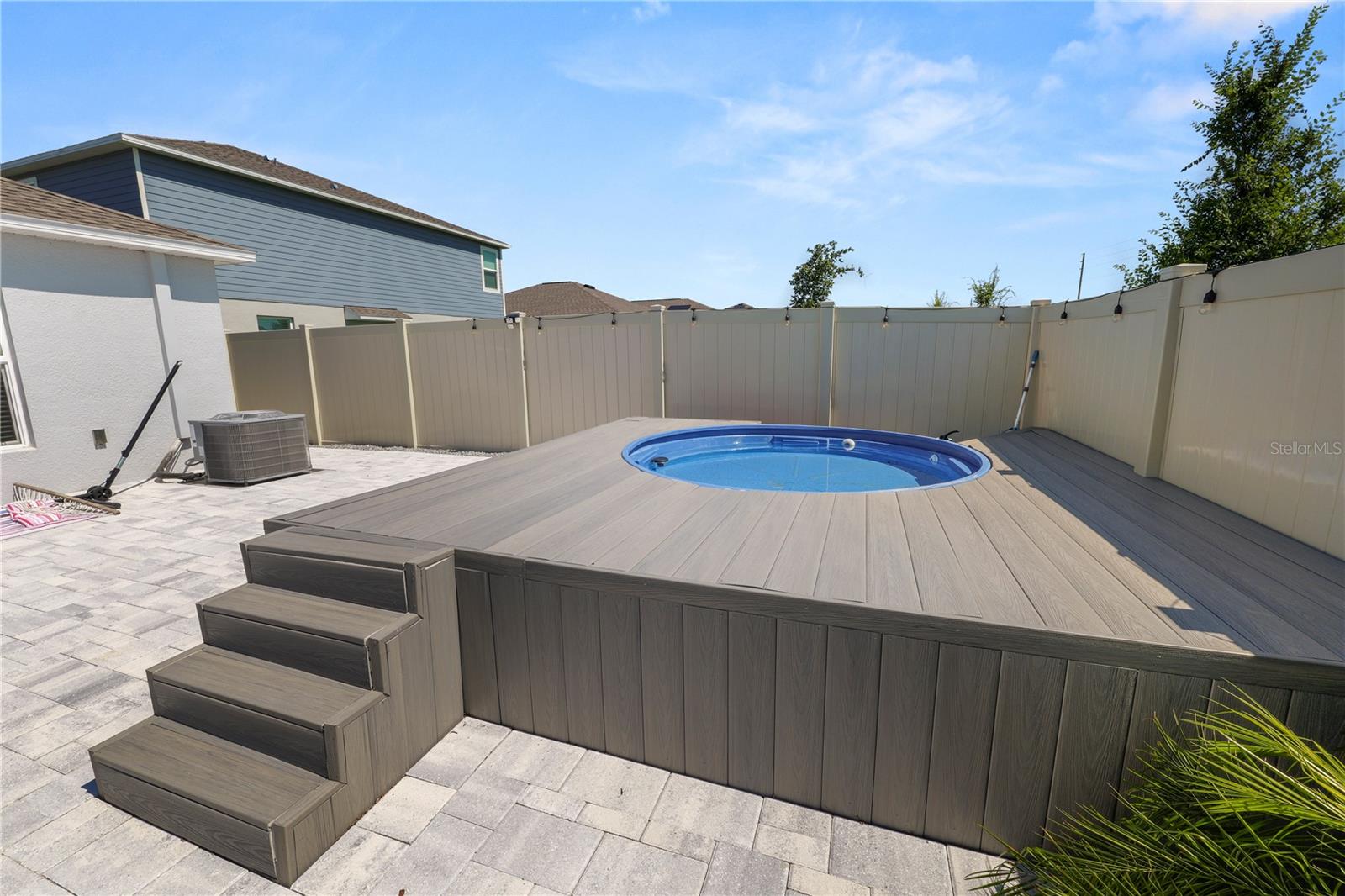 HUNT CLUB/LK WALES PH 1 - Residential