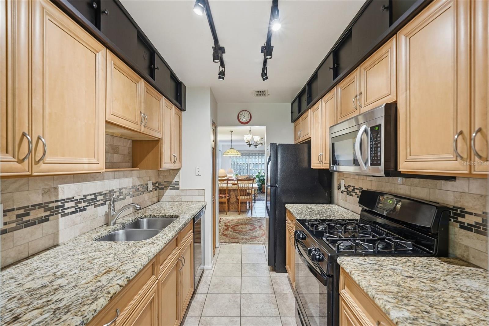 TERRACE PARK OF FIVE TOWNS - Residential