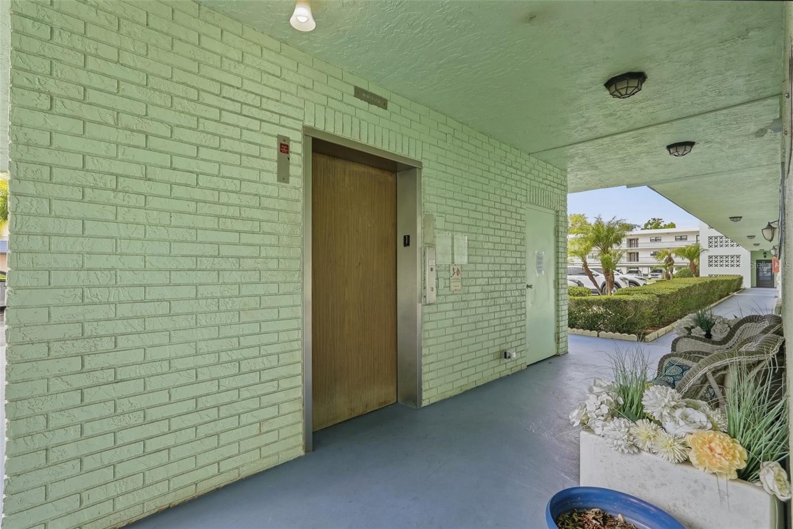 TERRACE PARK OF FIVE TOWNS - Residential