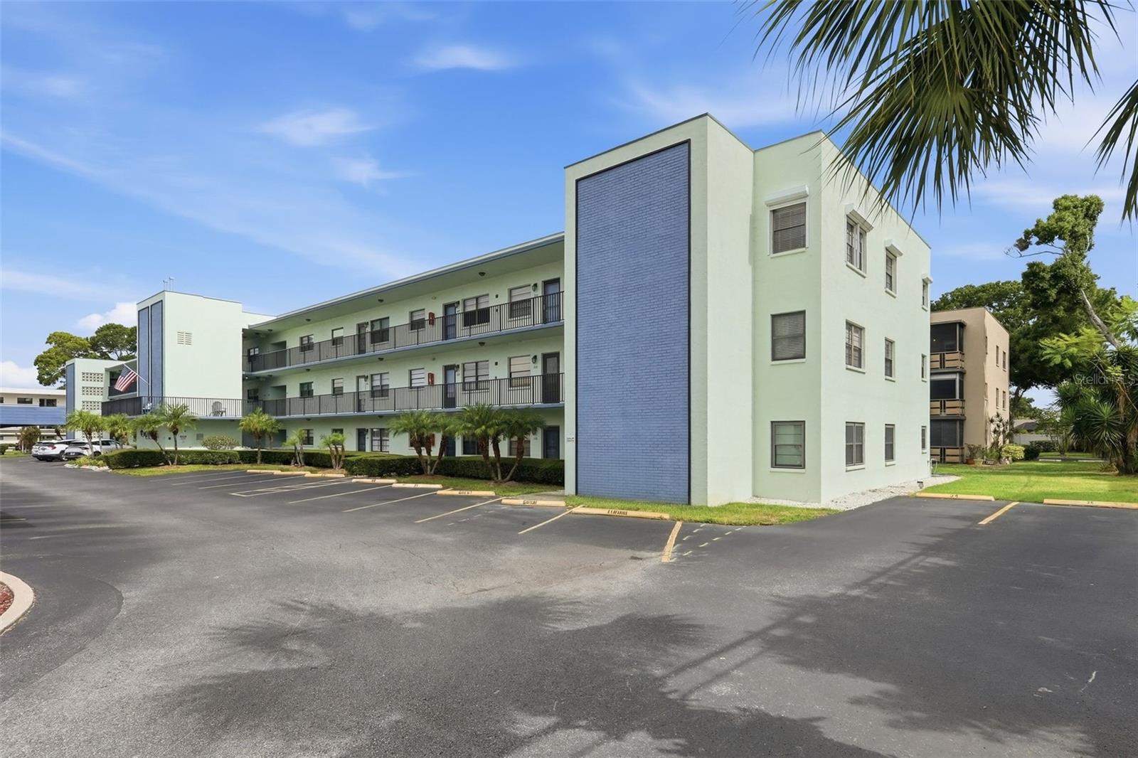 TERRACE PARK OF FIVE TOWNS - Residential