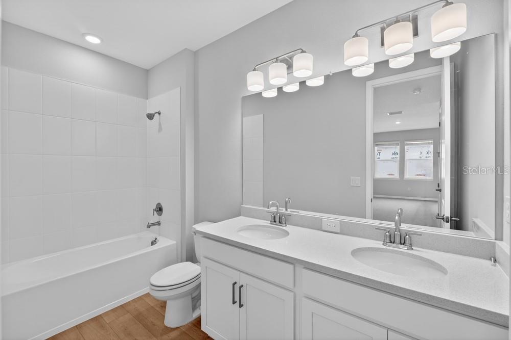TIBURON - Residential