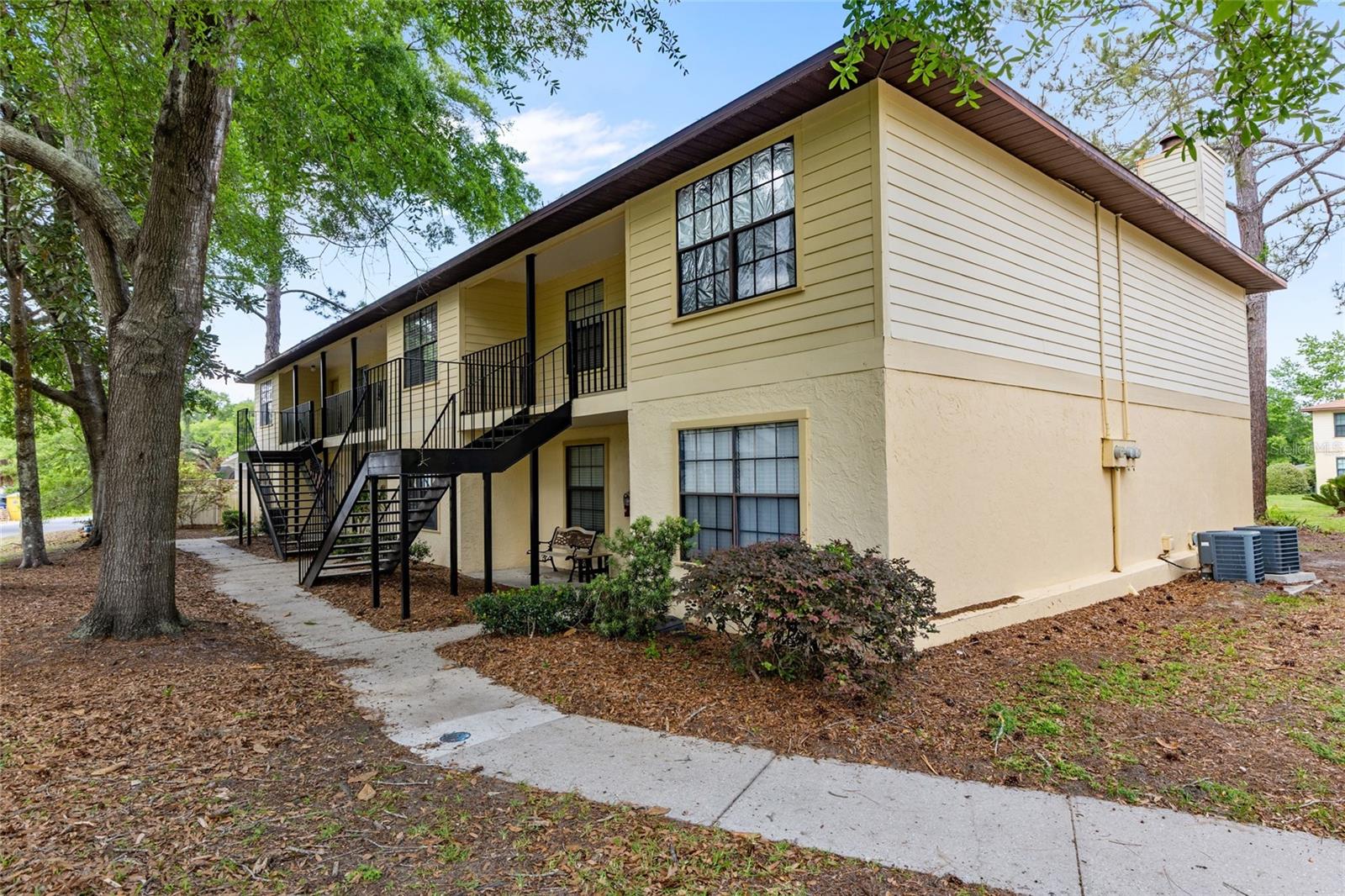 Investor Alert. leased through march 2027, This 2/2 unit is immaculate! Ceramic tile and engineered hardwood/laminate in living areas. No Carpet in the unit. Newer Refrigerator. Pantry in the kitchen as well as the laundry closet with WASHER AND DRYER included. The Turkey Creek
Community features the golf course, restaurant, tennis courts, playground and a community pool. 5+ Units. Fires are not allowed in fireplace.
Fireplace is only for decorative purpose, chimney has been capped.