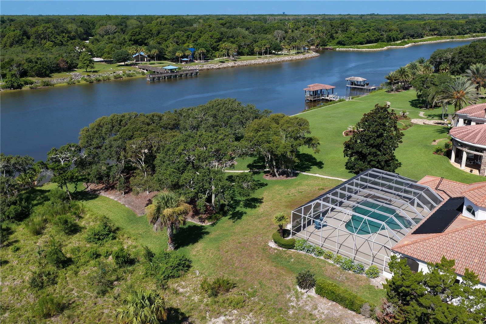 HAMMOCK DUNES - Residential