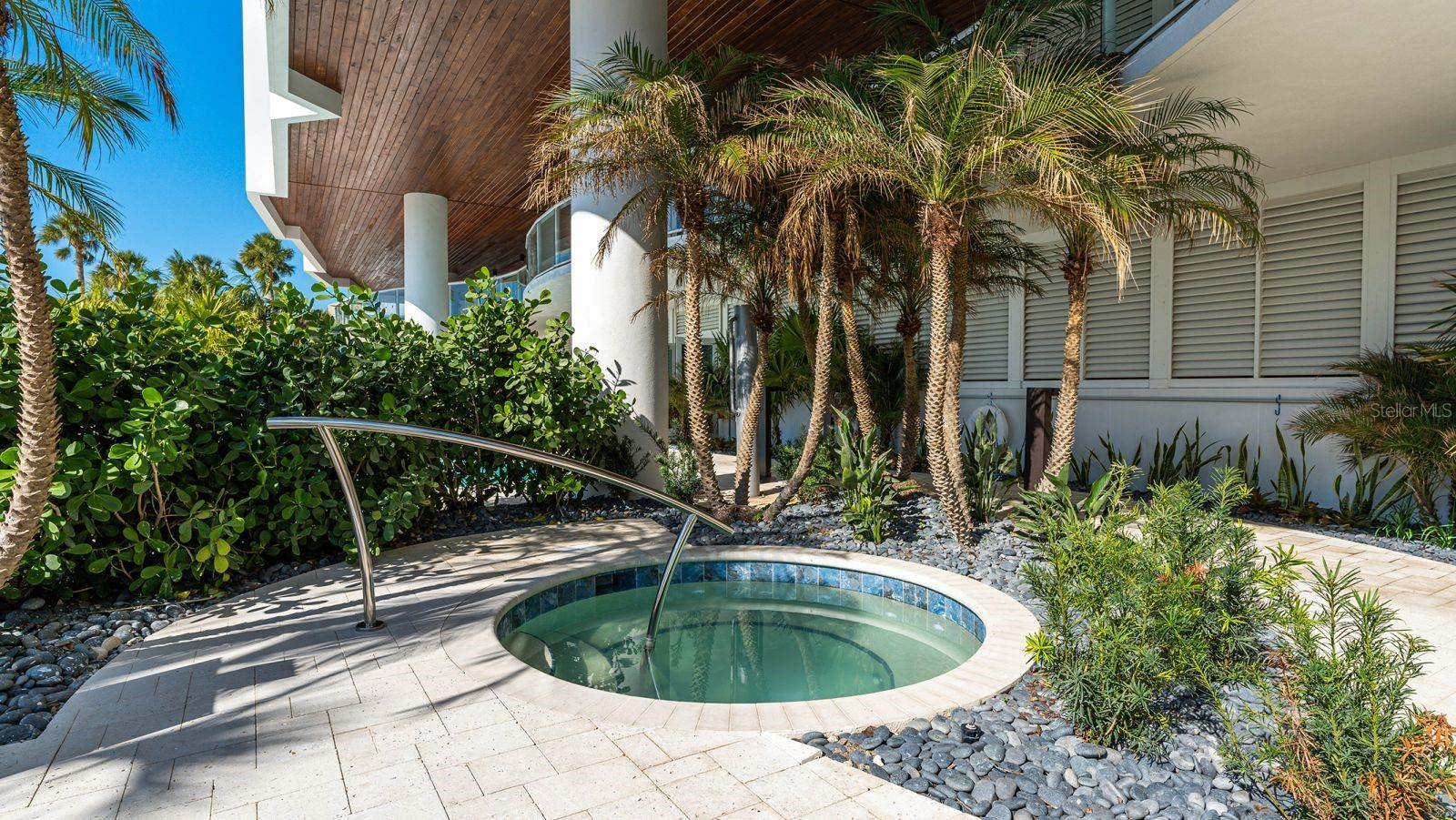 TEN35 SEASIDE - Residential