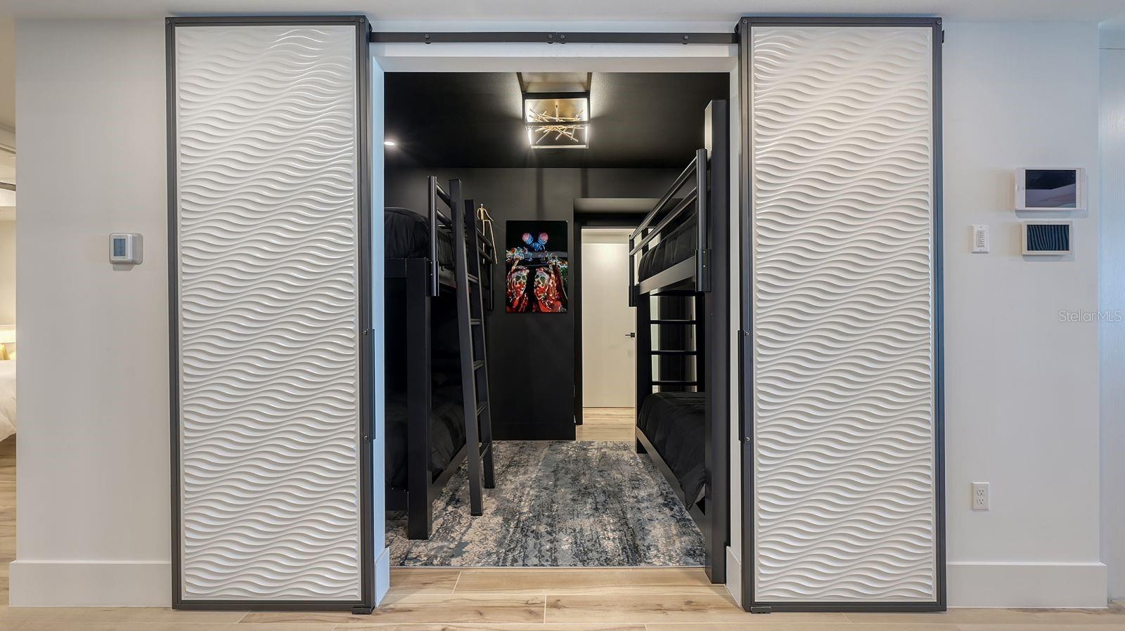 TEN35 SEASIDE - Residential