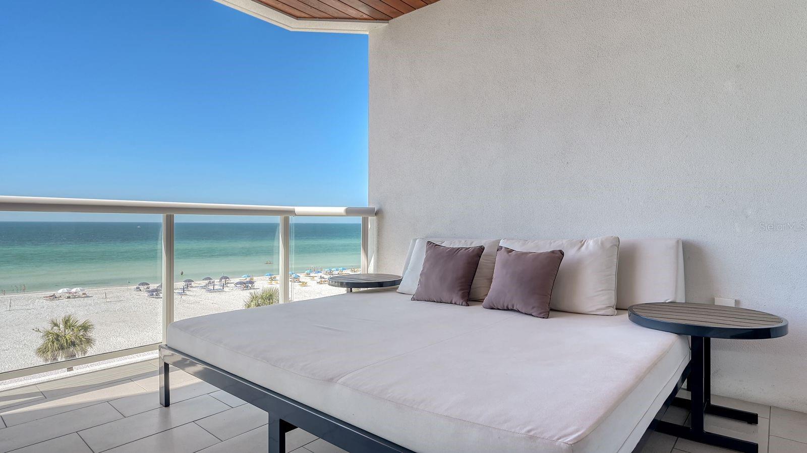 TEN35 SEASIDE - Residential