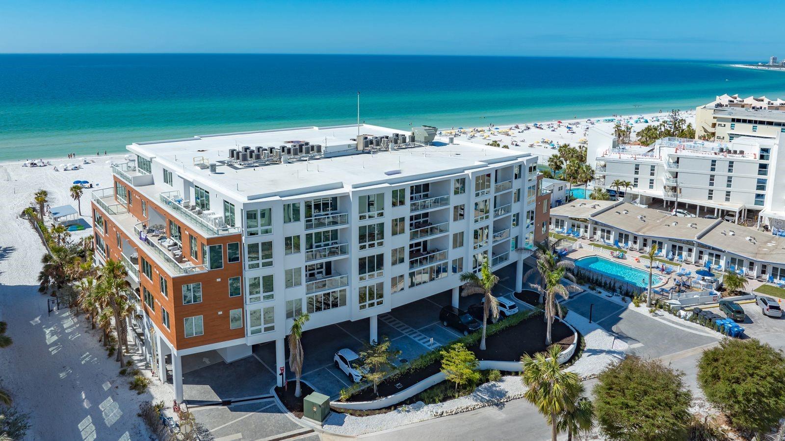 TEN35 SEASIDE - Residential