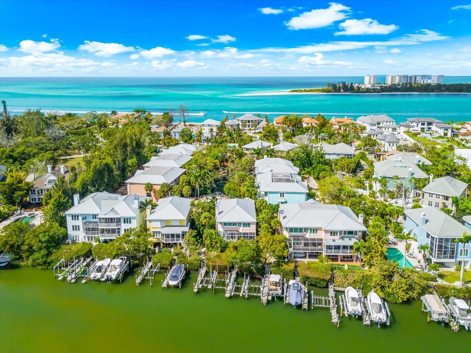 HAMILTON CLUB - Residential