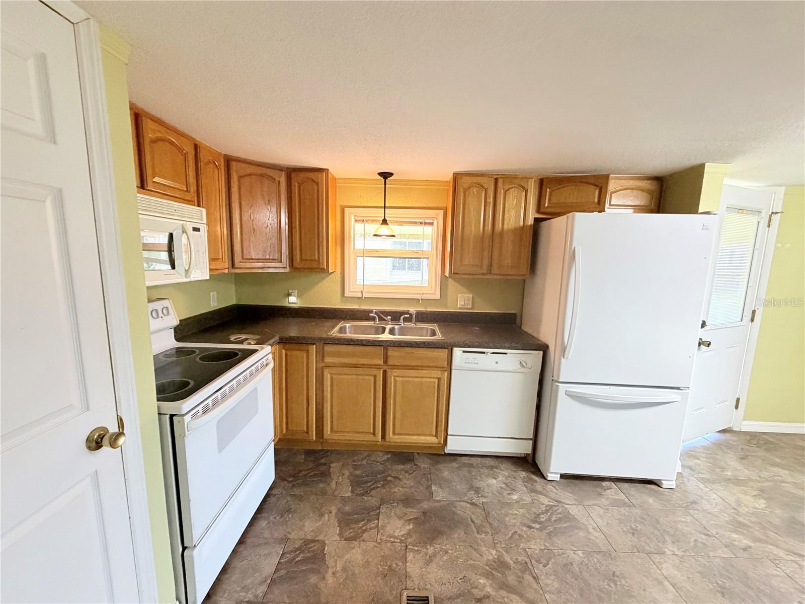 BROOKRIDGE COMM - Residential
