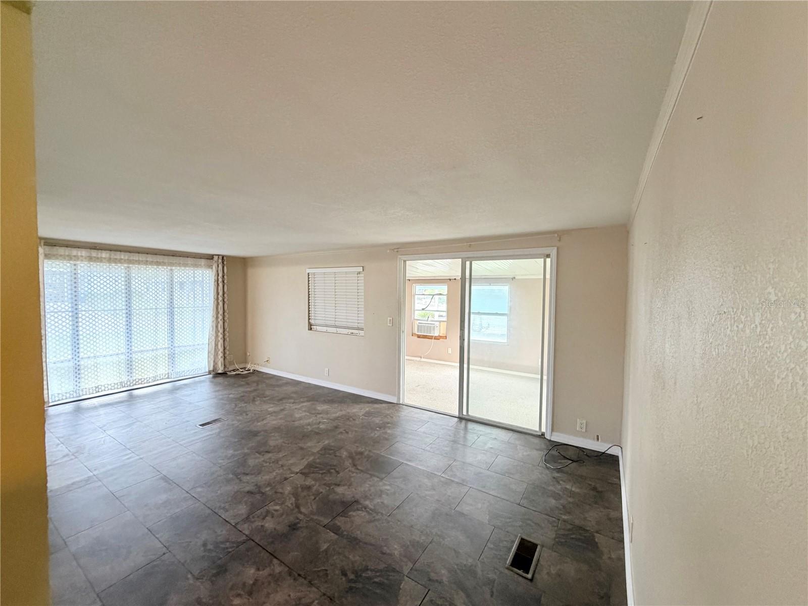 BROOKRIDGE COMM - Residential