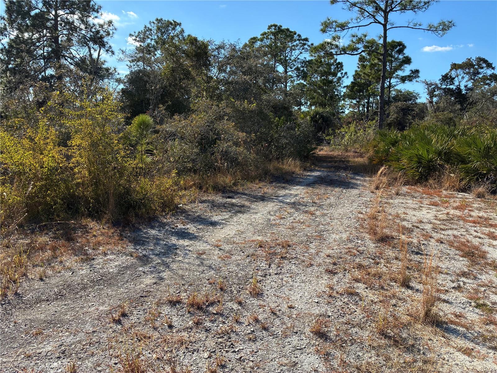 SUNN LAKES ESTATE - Land