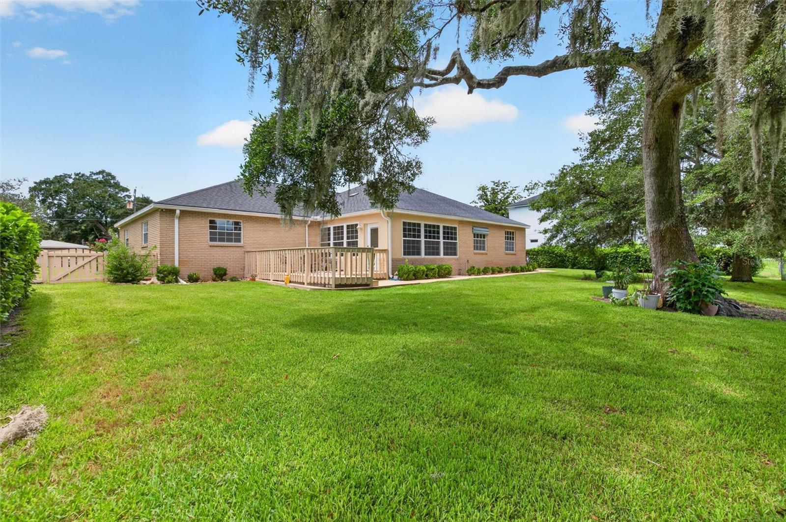 TOMOKA OAKS - Residential