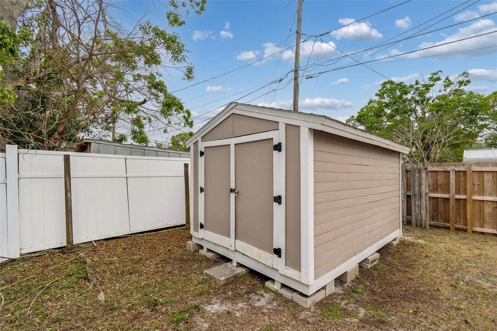 LEWIS ISLAND SEC 1 - Residential