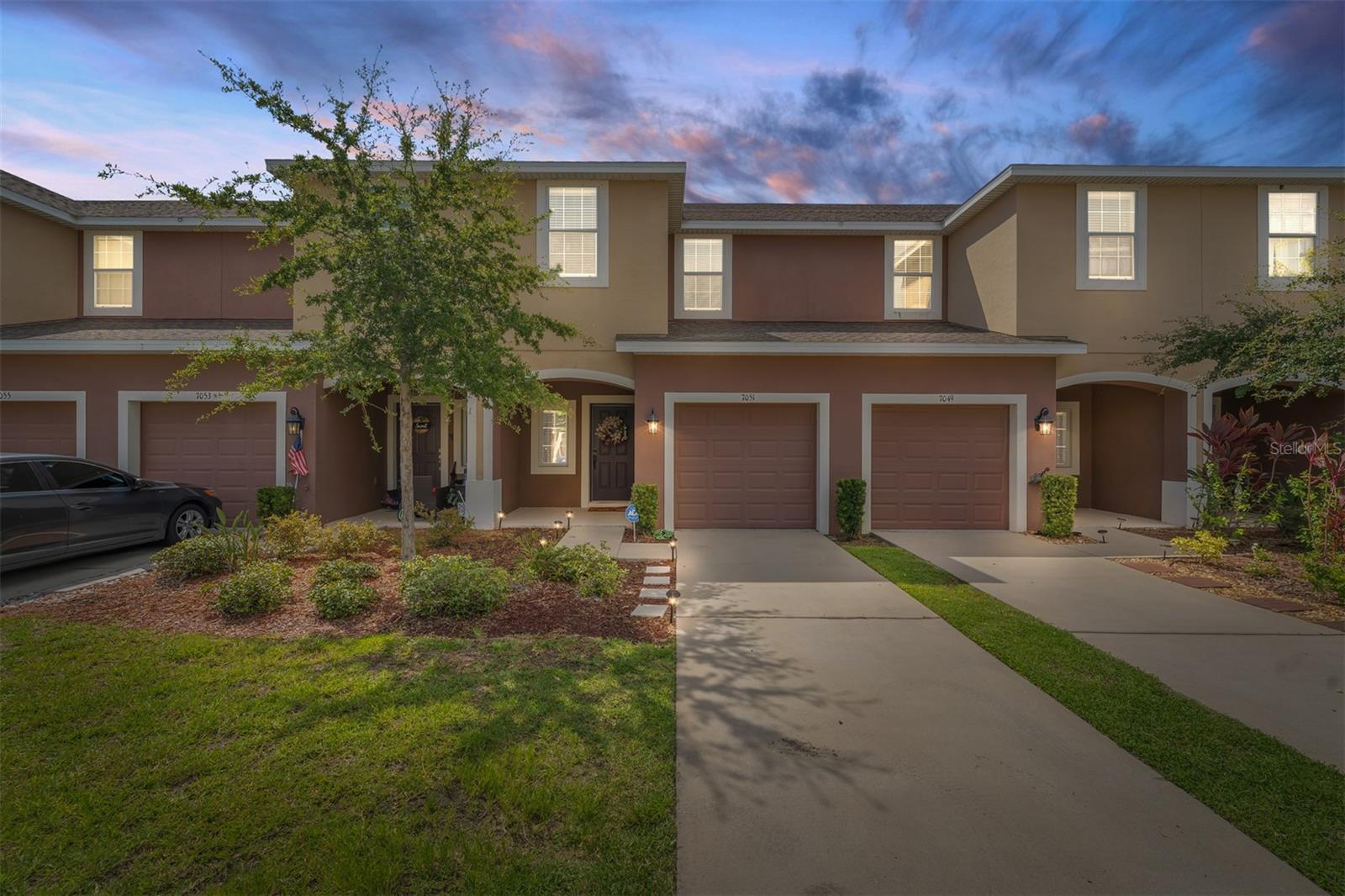 ***Back on the market due to buyer changing mind***Welcome to the extremely well-maintained 3 bedroom, 2 and-a-half bathroom townhome in the Pine Ridge Community. Nestled in the north end of Riverview you're conveniently located to the highway, crosstown expressway, restaurants, theaters, shops, and more! As far as the townhome is concerned you have ceramic tile throughout the main floor with dark granite countertops in the kitchen and full bathrooms. Cozy carpeting compliments the top floor where you'll find your 3 bedrooms and 2 bathrooms along with an upstairs laundry area. With an open-concept layout and privacy upstairs, this townhome is great for entertaining. Schedule your showing today before this one is gone!