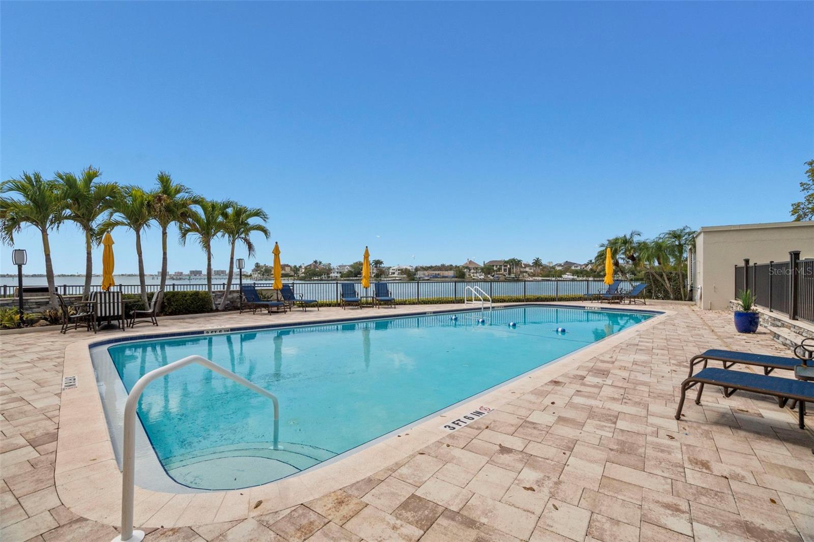 BELLEVIEW BILTMORE VILLAS S GARDEN 4 - Residential