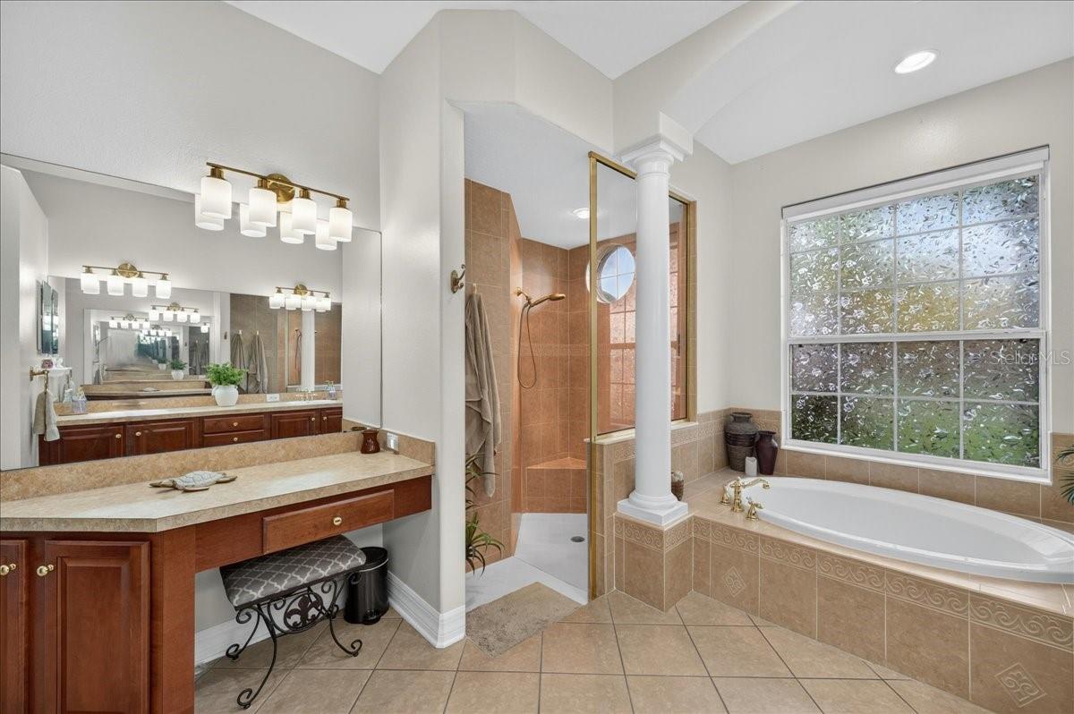 IVY LAKE ESTATES - Residential