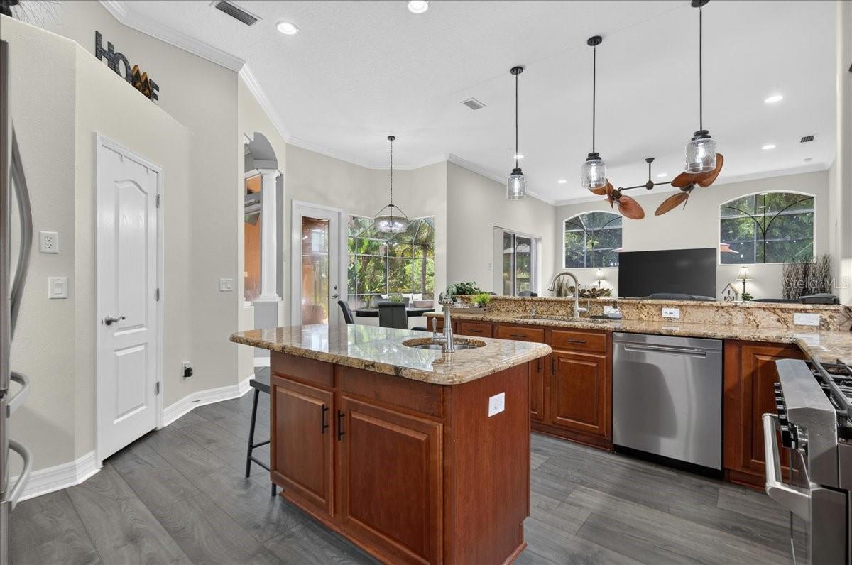 IVY LAKE ESTATES - Residential