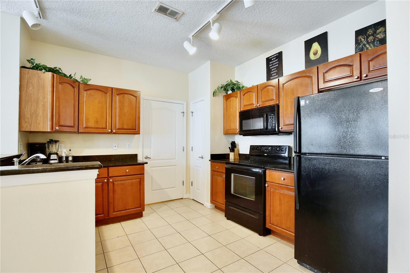CANE ISLAND CONDO - Residential