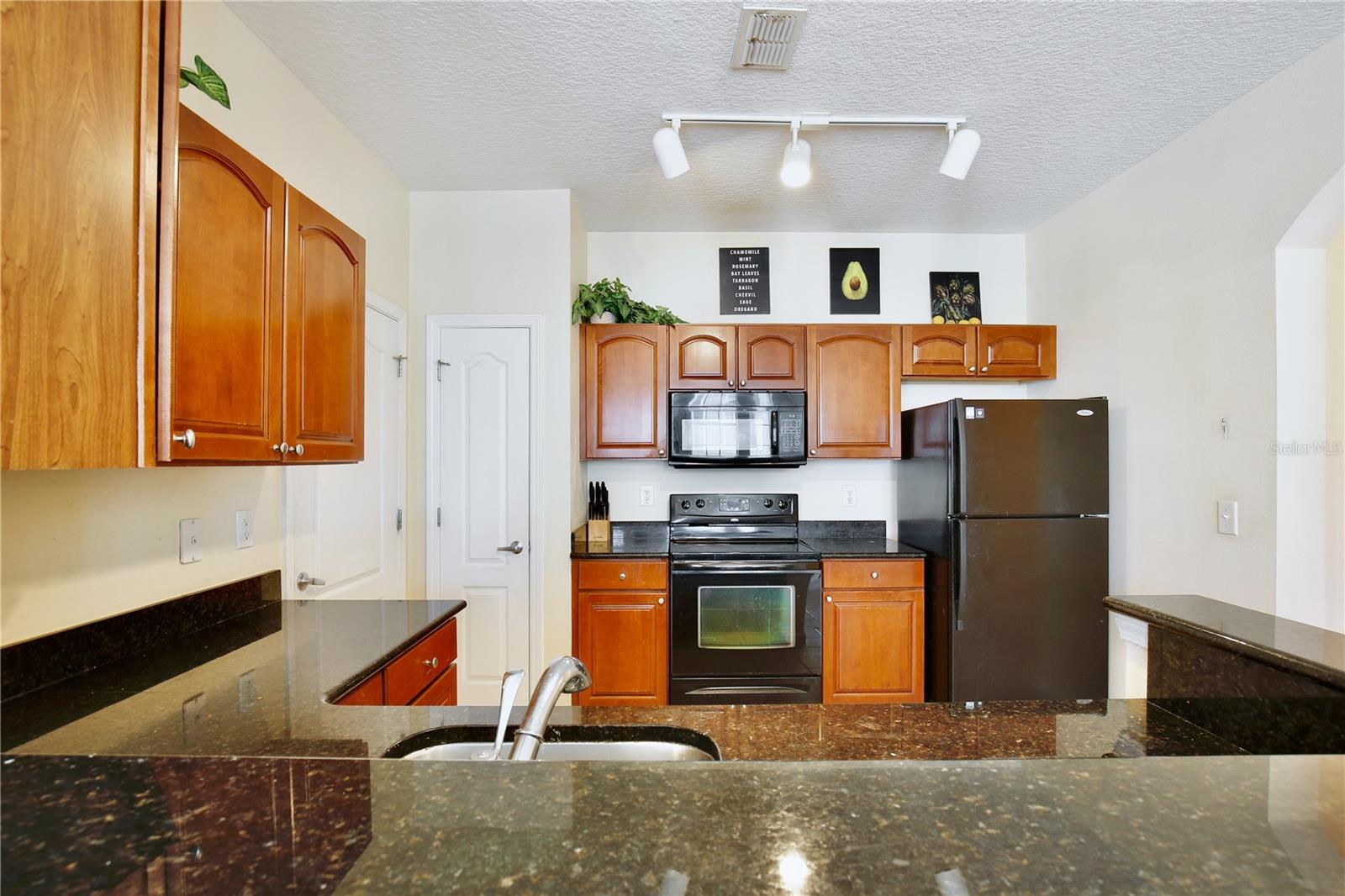CANE ISLAND CONDO - Residential
