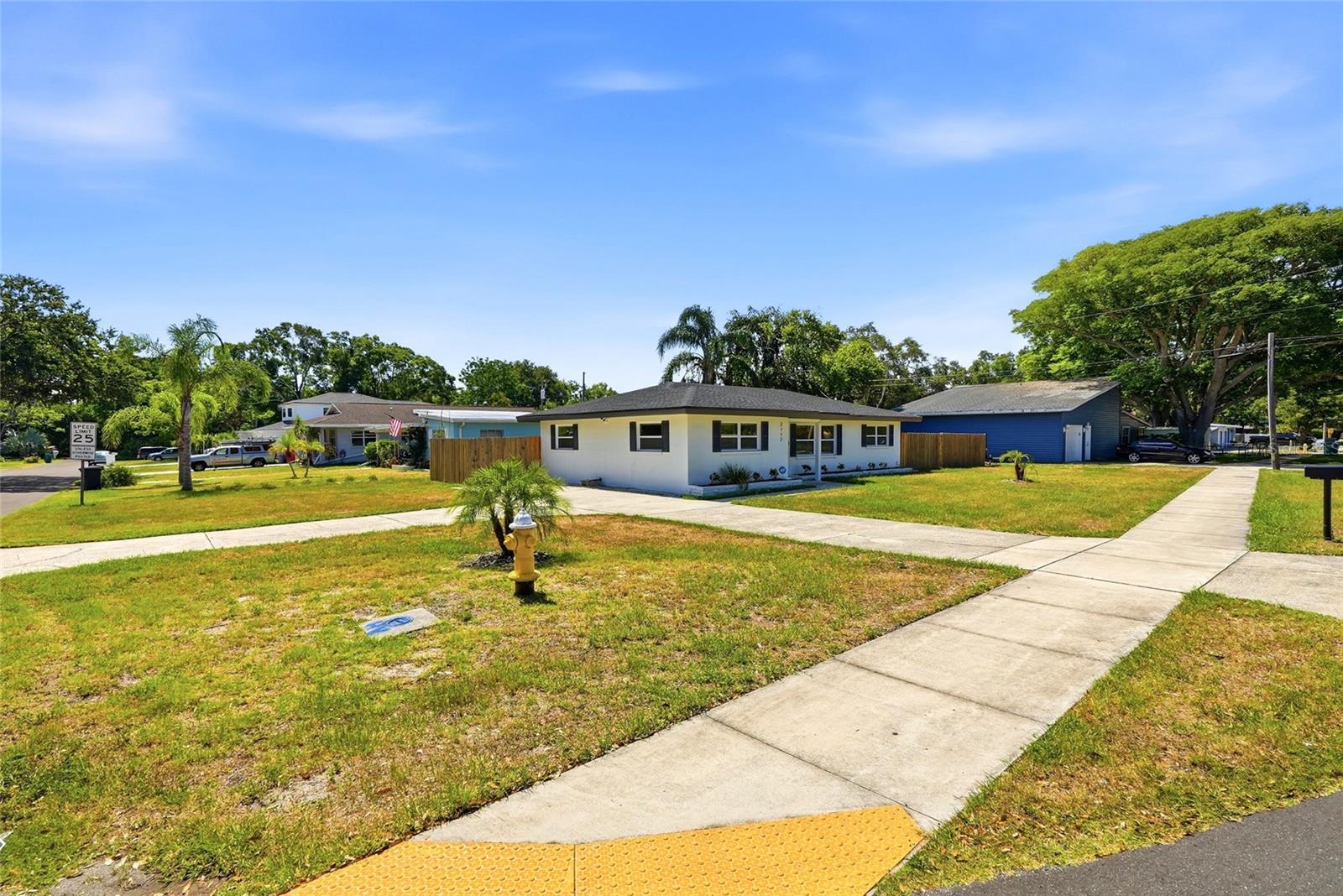 LAKE CITRUS ESTATES - Residential