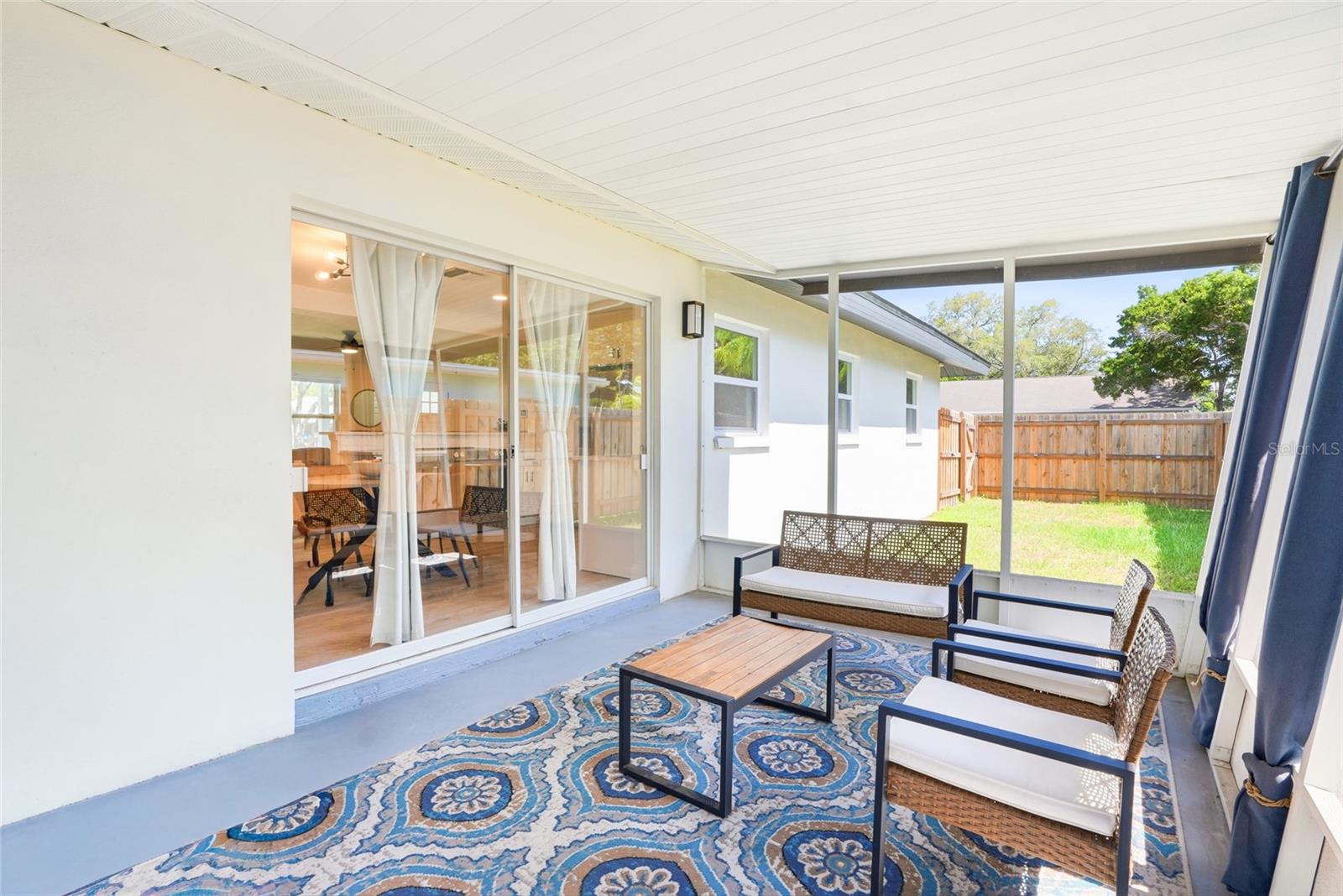 LAKE CITRUS ESTATES - Residential
