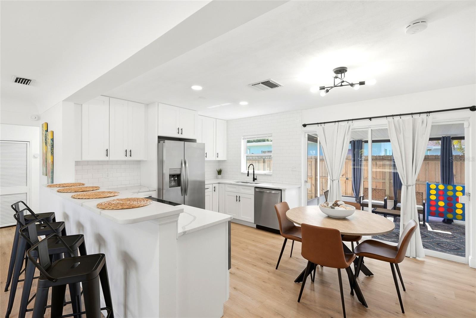 LAKE CITRUS ESTATES - Residential