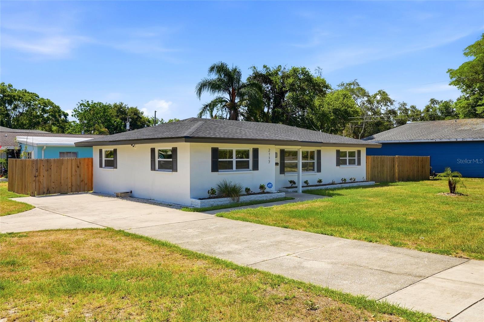 LAKE CITRUS ESTATES - Residential